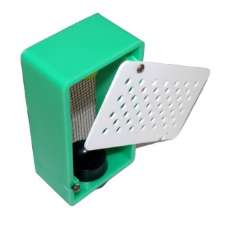 Zander-Schlüpfkäfig aus Kunststoff